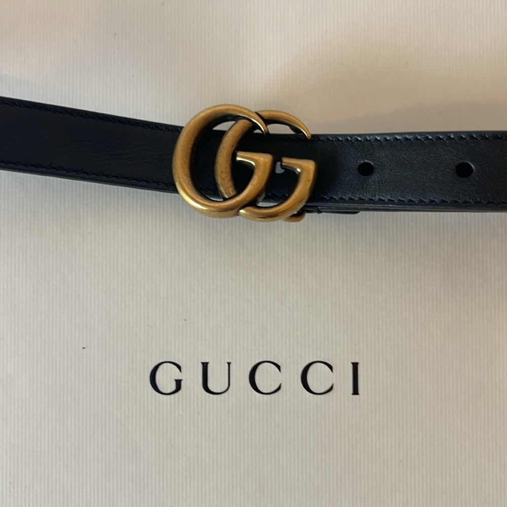 Authentic GUCCI LEATHER BELT WITH DOUBLE G BUCKLE {Size 80} - Picture 4 of 6
